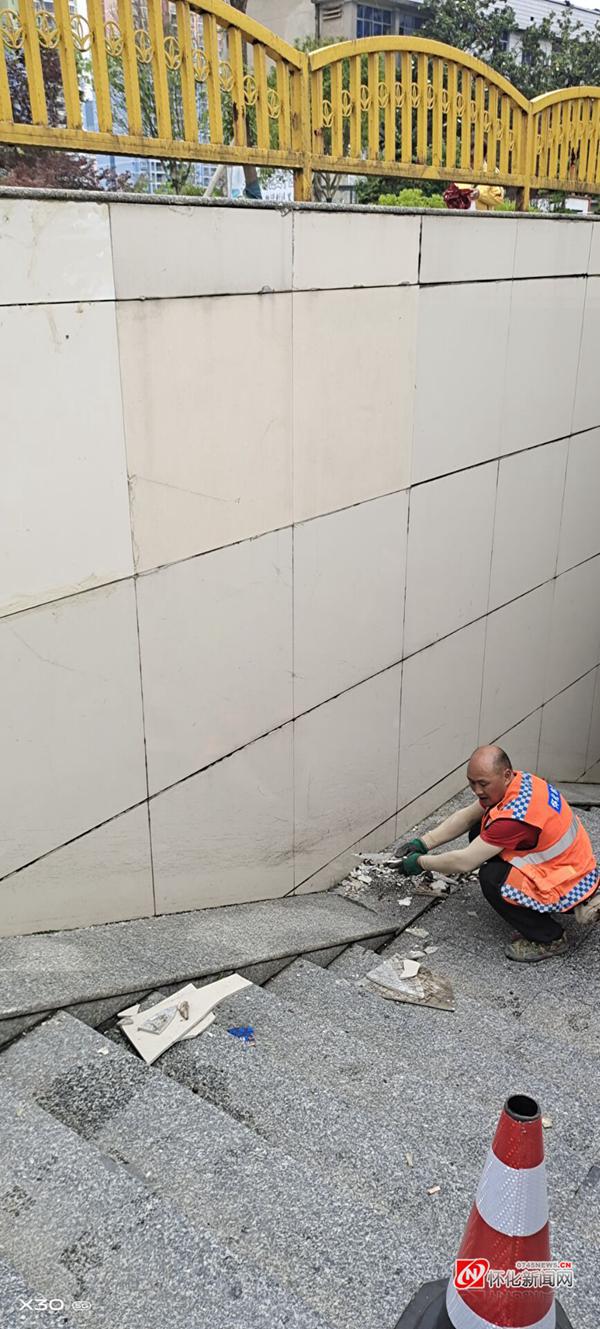 墙面砖脱落怎么办怎样修补呢(墙面砖脱落怎么办怎样修补呢图片)